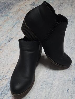 Nautica Black Side-Zip Faux-Leather Ankle Booties
